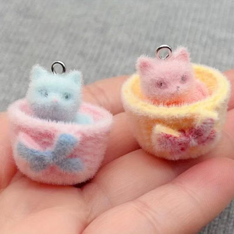 Jewelry Making Diy - 4pcs 3D plush resin cat pendant,